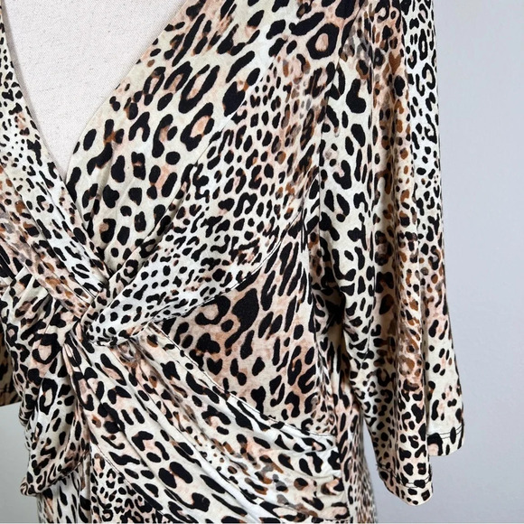 Saks Fifth Avenue Womens Top Cheetah Print Black Label 1/2 Sleeve V Neck Animal - Picture 7 of 14